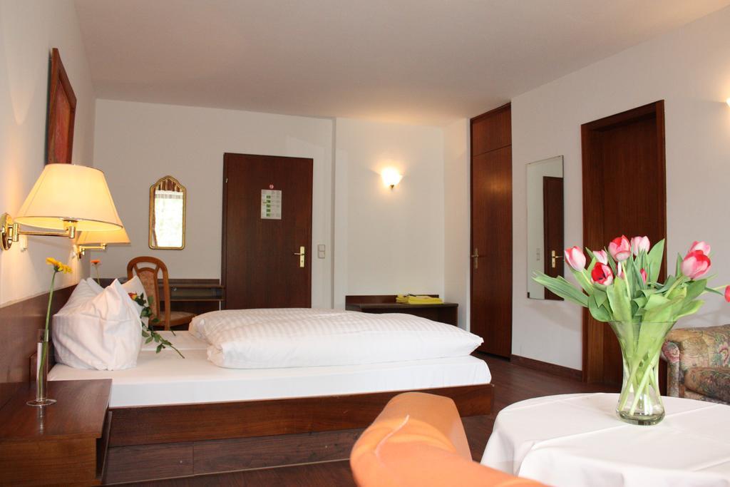Sathya Ayurveda Otel Bad Orb Dış mekan fotoğraf